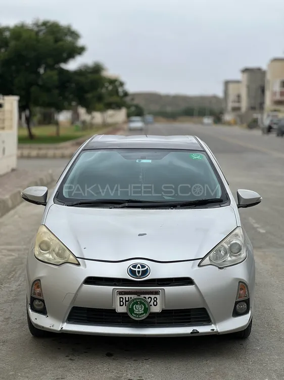 Toyota Aqua 2013 for Sale in Karachi Image-1