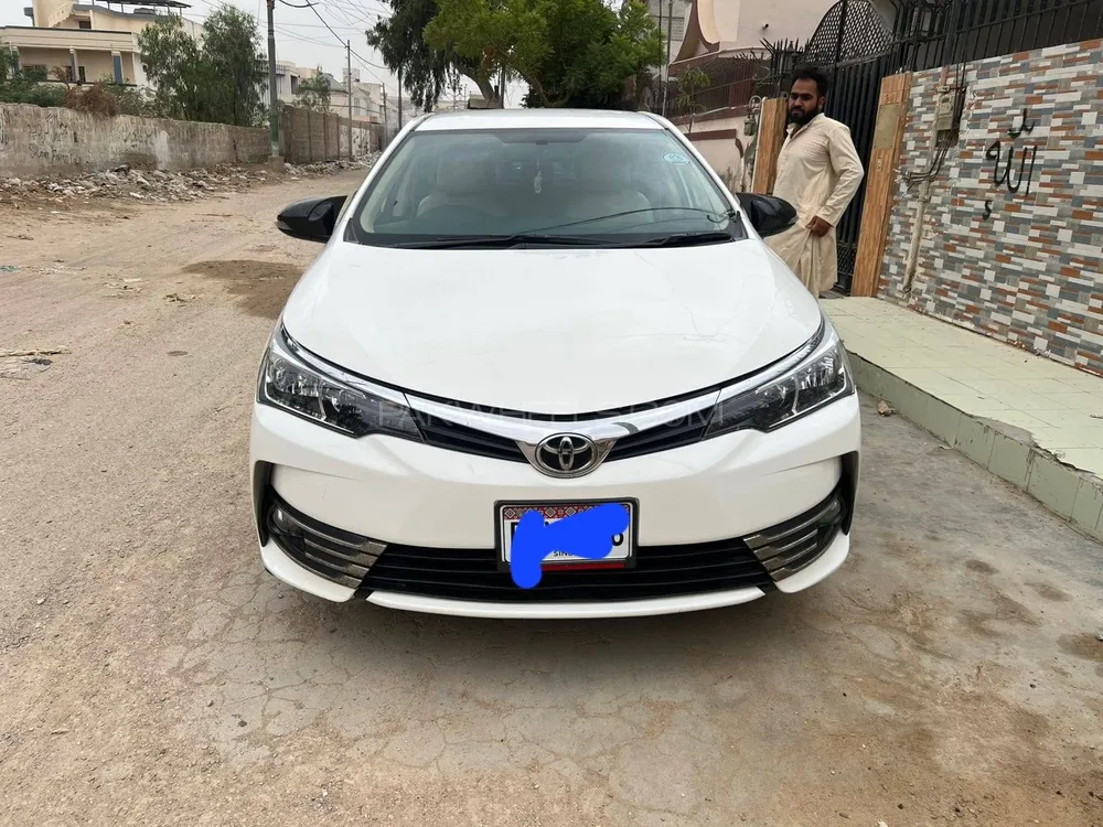 Toyota Corolla 2018 for Sale in Karachi Image-1