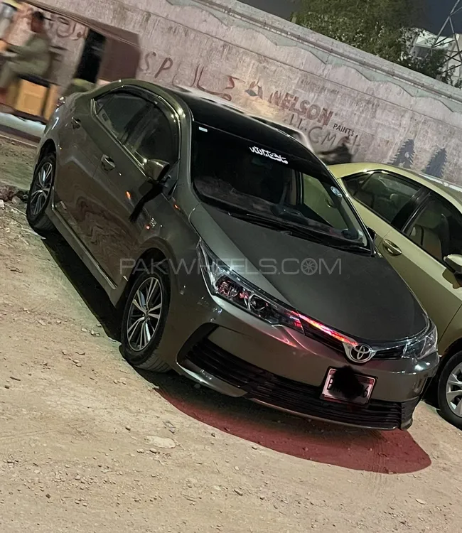 Toyota Corolla 2018 for Sale in Karachi Image-1
