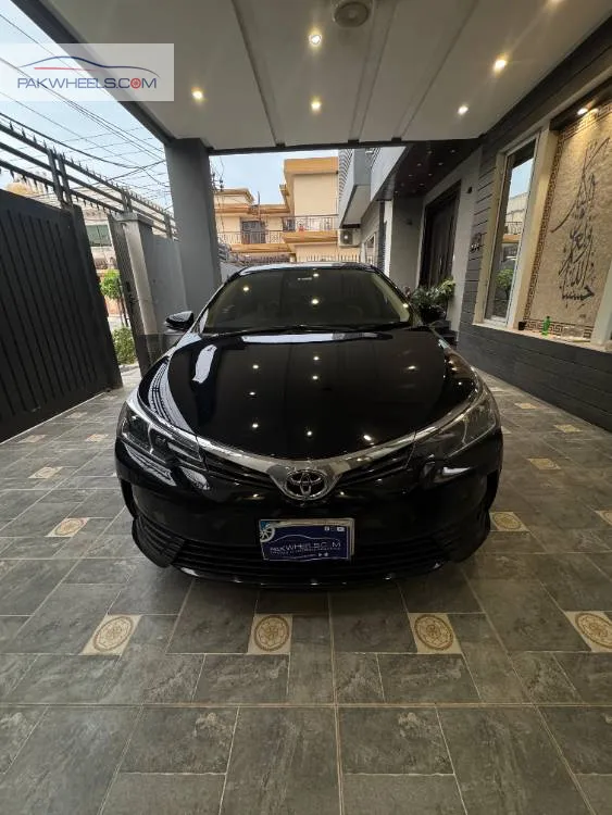 Toyota Corolla 2020 for Sale in Faisalabad Image-1