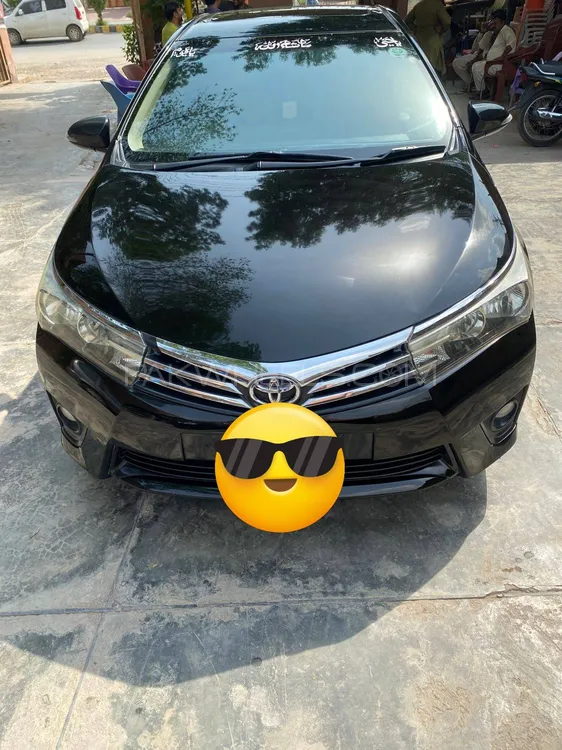 Toyota Corolla 2015 for Sale in Faisalabad Image-1