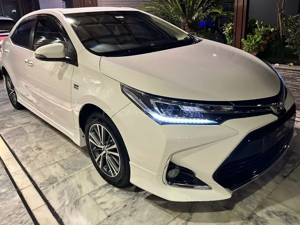 Toyota Corolla 2019 for Sale in Abbottabad Image-1