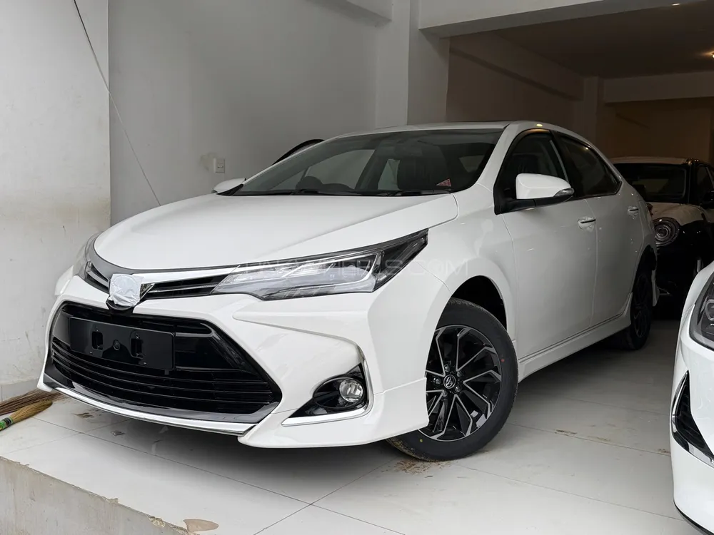 Toyota Corolla 2025 for Sale in Karachi Image-1