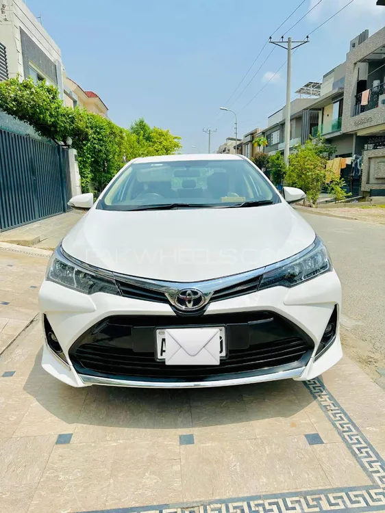 Toyota Corolla 2021 for Sale in Lahore Image-1