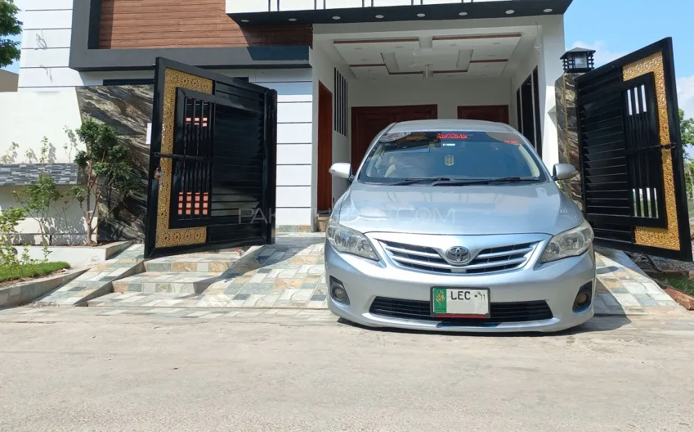Toyota Corolla 2011 for Sale in Lahore Image-1