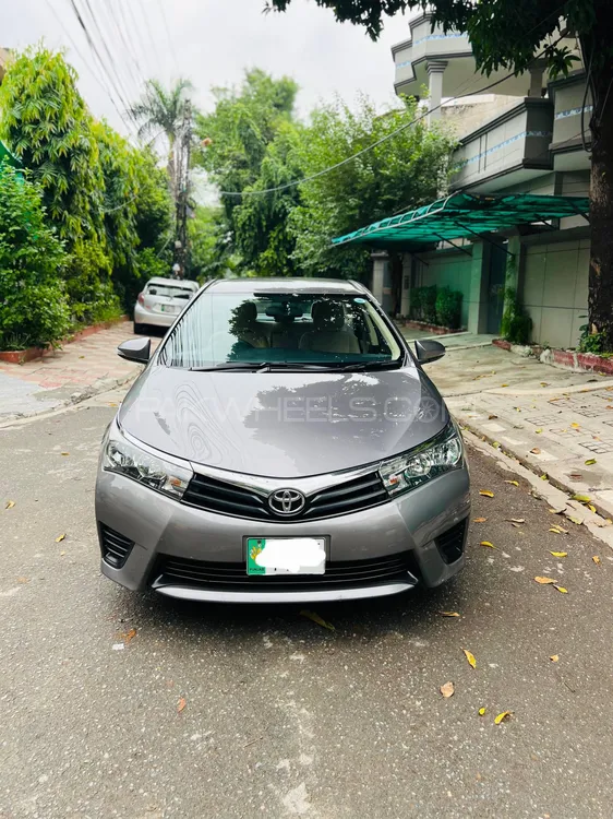 Toyota Corolla 2015 for Sale in Lahore Image-1