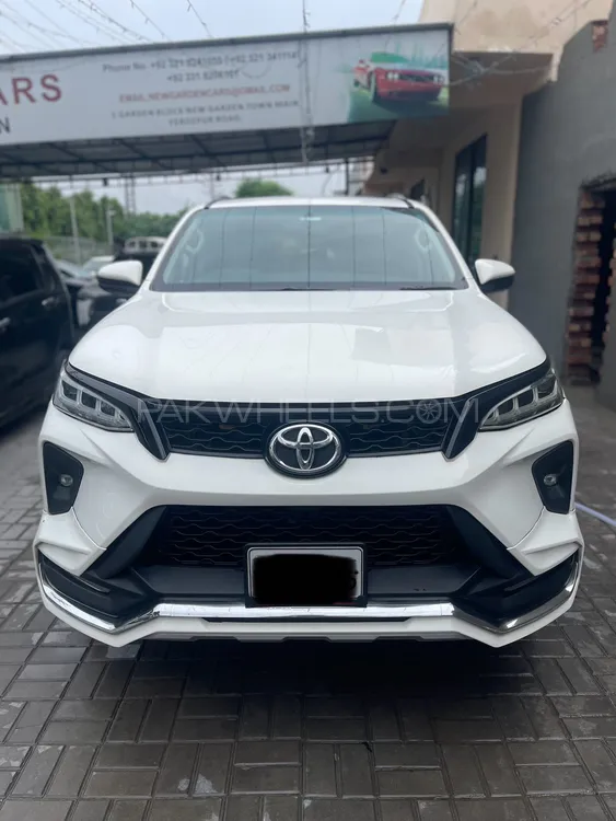 Toyota Fortuner 2019 for Sale in Lahore Image-1