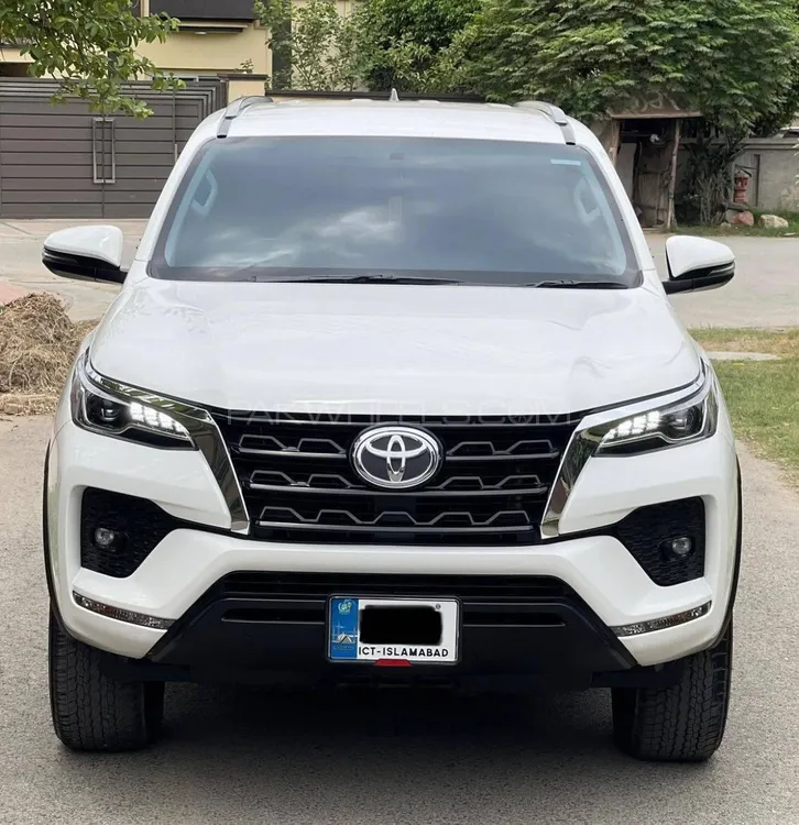 Toyota Fortuner 2021 for Sale in Lahore Image-1