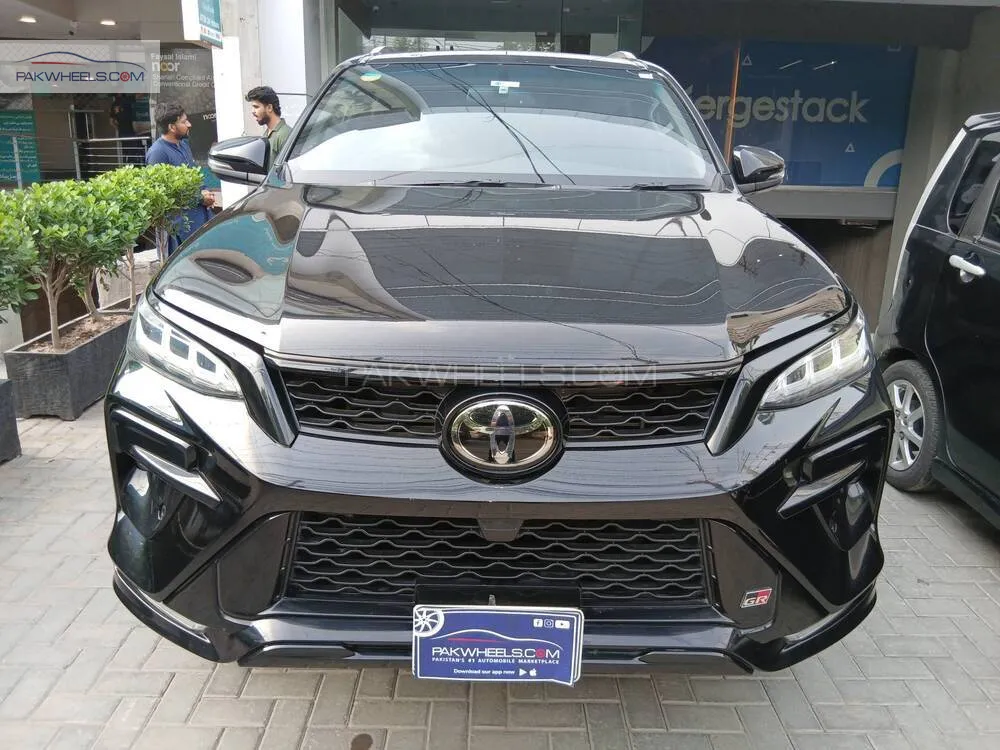 Toyota Fortuner 2023 for Sale in Lahore Image-1