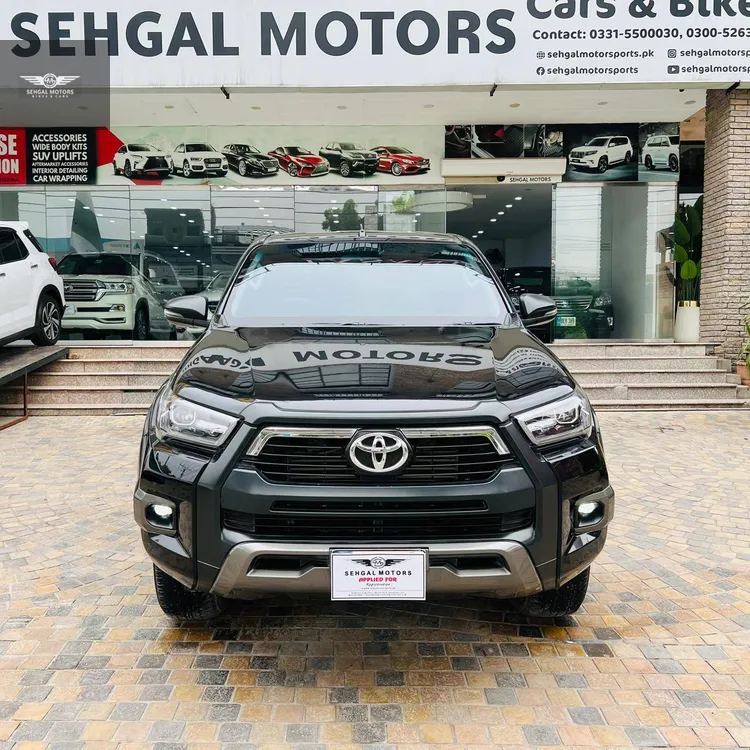 Toyota Hilux 2023 for Sale in Islamabad Image-1