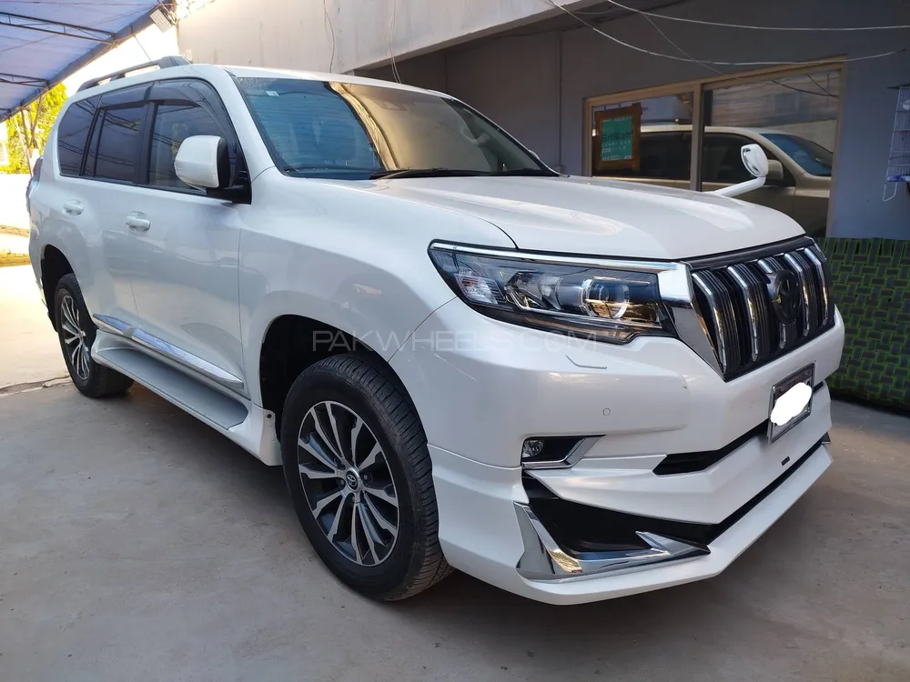Toyota Prado 2021 for Sale in Karachi Image-1