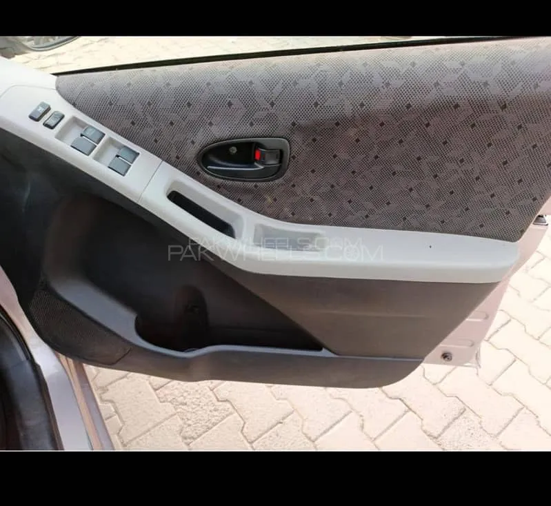 Toyota Vitz 2013 for Sale in Rawalpindi Image-1