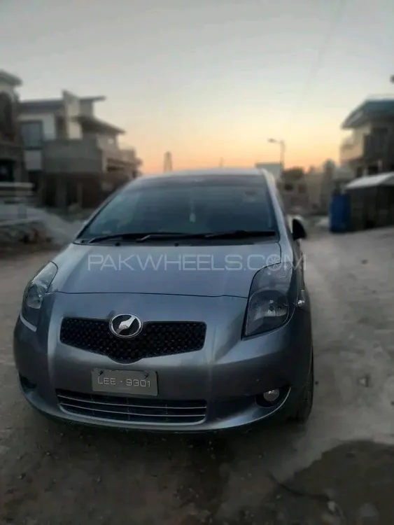 Toyota Vitz 2006 for Sale in Islamabad Image-1