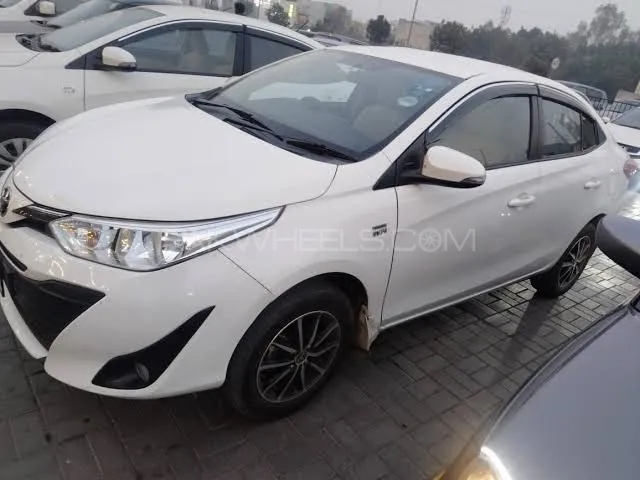 Toyota Yaris Sedan 2022 for Sale in Lahore Image-1