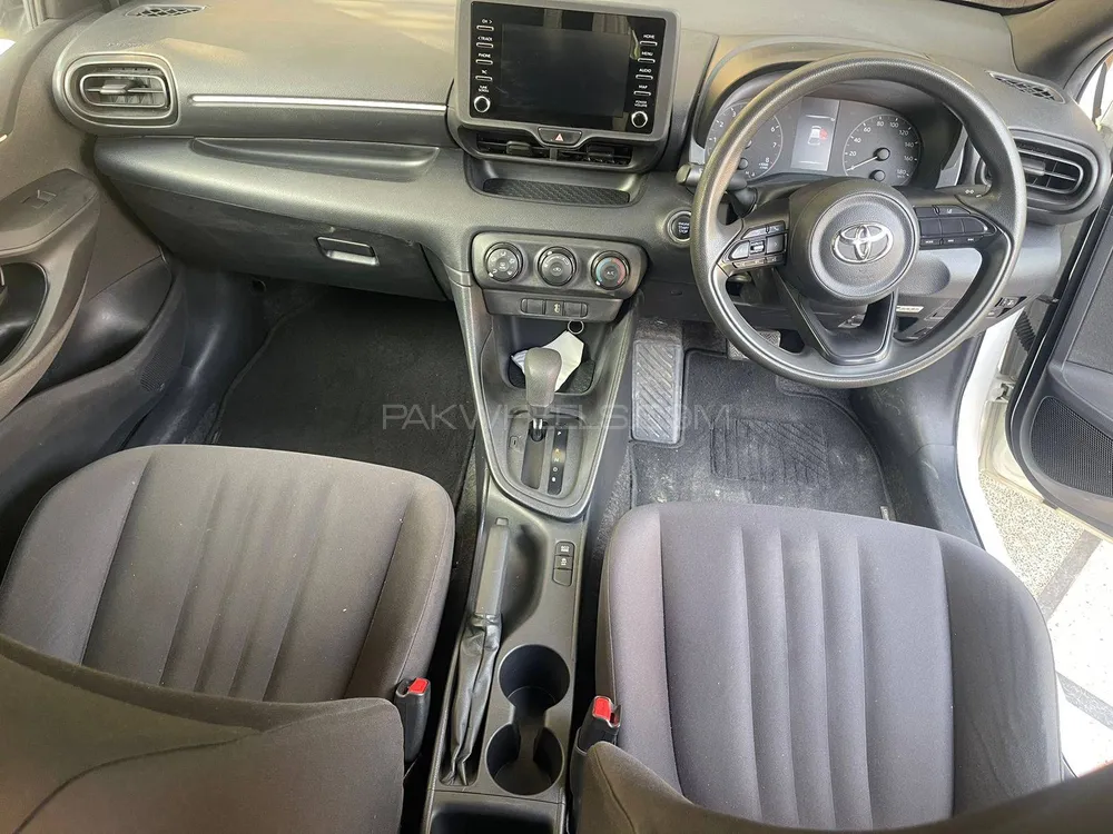 Toyota Yaris Hatchback 2020 for Sale in Islamabad Image-1