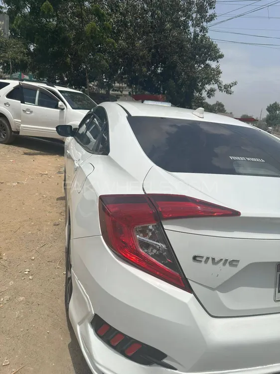 Honda Civic 2017 for Sale in Karachi Image-1