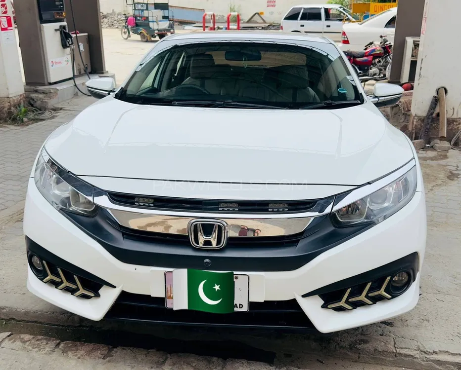 Honda Civic 2018 for Sale in Islamabad Image-1