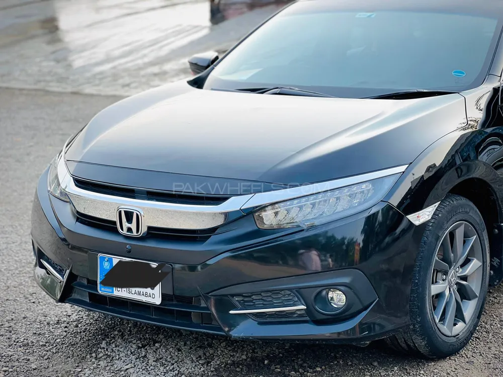 Honda Civic 2020 for Sale in Nowshera Image-1