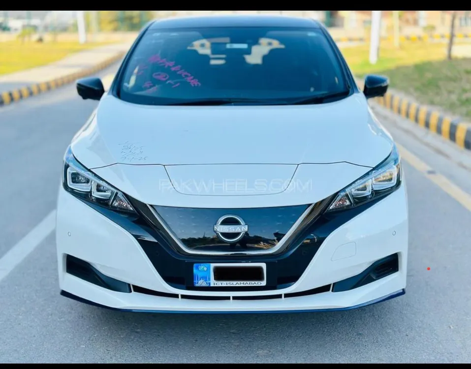 Nissan Leaf 2021 for Sale in Islamabad Image-1