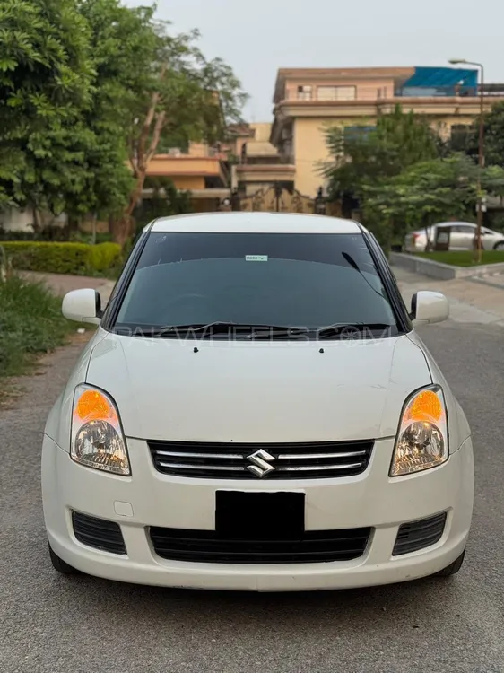 Suzuki Swift 2010 for Sale in Islamabad Image-1
