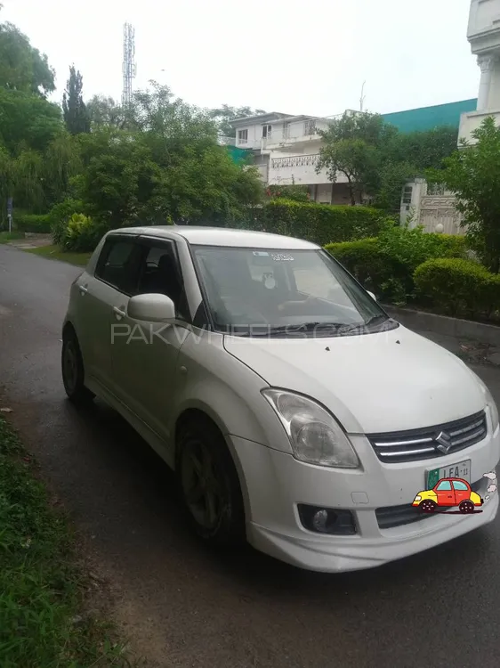 Suzuki Swift 2011 for Sale in Islamabad Image-1