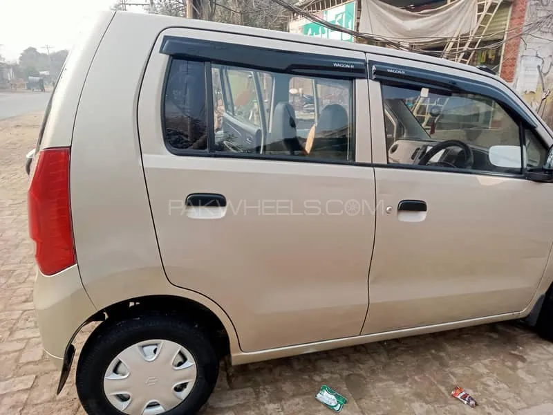 Suzuki Wagon R 2015 for Sale in Khanewal Image-1