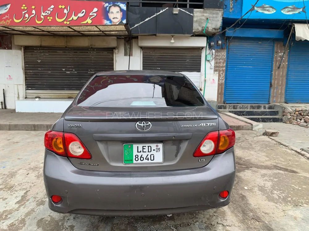 Toyota Corolla 2009 for Sale in Lahore Image-1