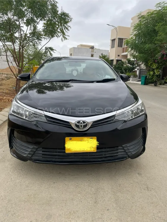 Toyota Corolla 2018 for Sale in Karachi Image-1