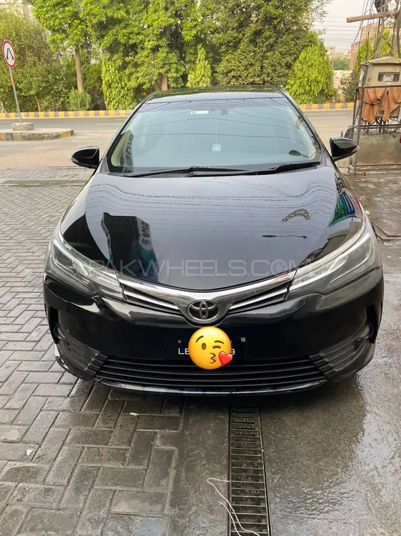 Toyota Corolla 2016 for Sale in Lahore Image-1