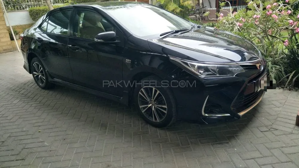 Toyota Corolla 2021 for Sale in Karachi Image-1