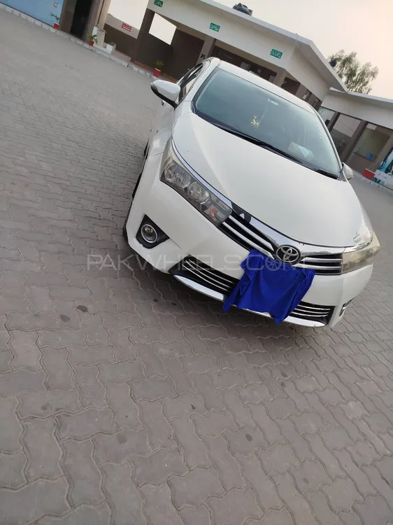 Toyota Corolla 2015 for Sale in Gojra Image-1