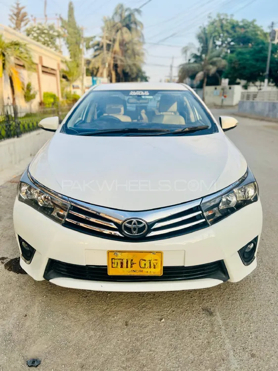 Toyota Corolla 2016 for Sale in Karachi Image-1