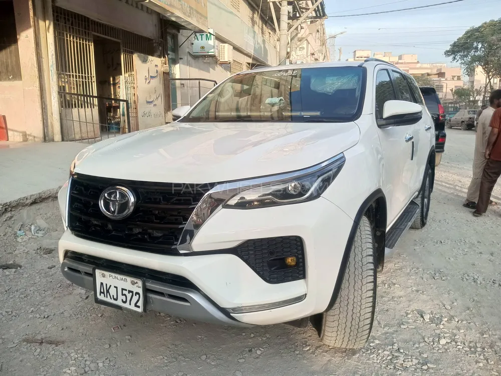 Toyota Fortuner 2022 for Sale in Karachi Image-1