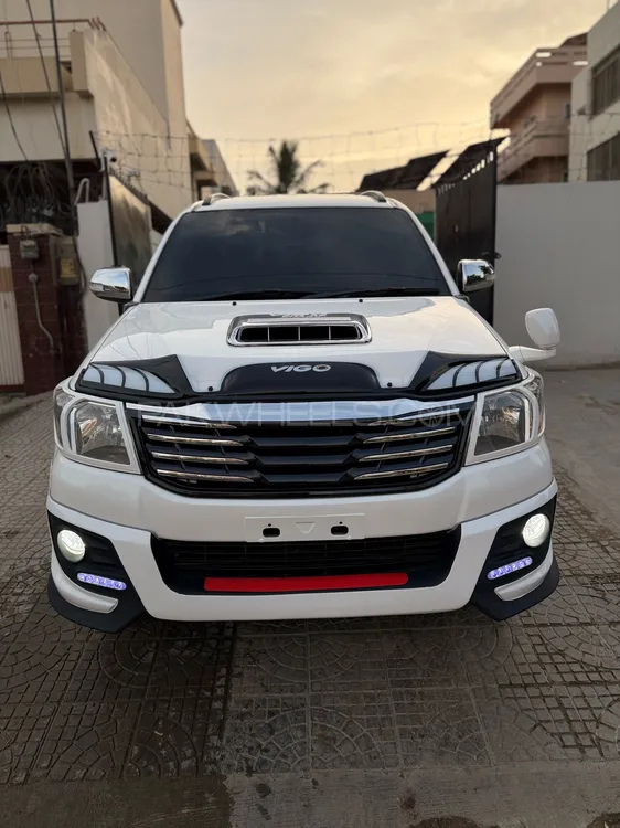 ٹویوٹا ہائیلکس 2013 for Sale in کراچی Image-1