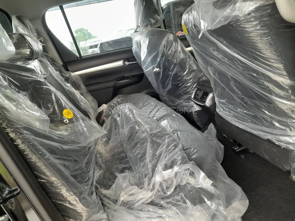 Toyota Hilux 2025 for Sale in Islamabad Toyota Hilux 2025 for Sale in Islamabad Image-8