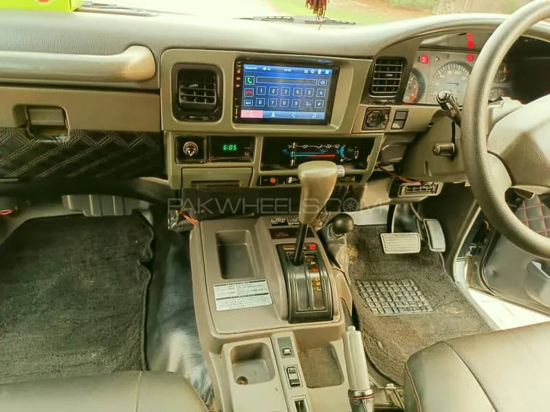 Toyota Prado 1992 for Sale in Mansehra Image-1