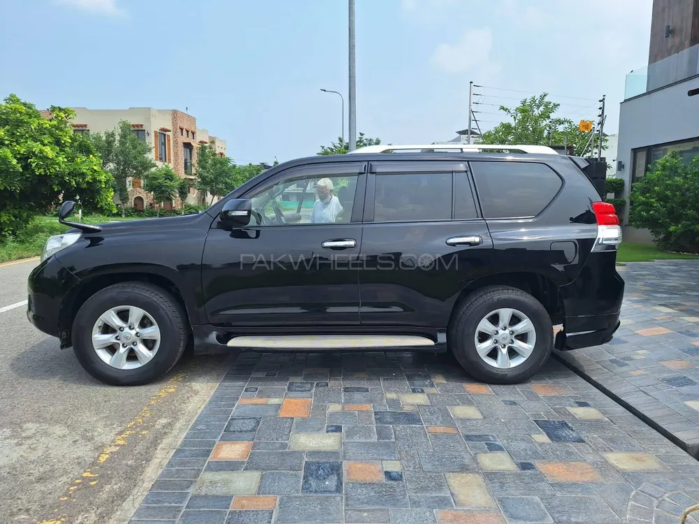 Toyota Prado 2012 for Sale in Lahore Image-1