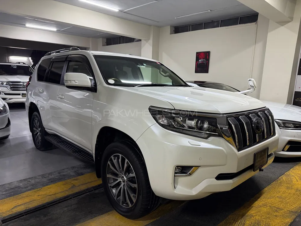Toyota Prado 2019 for Sale in Lahore Image-1