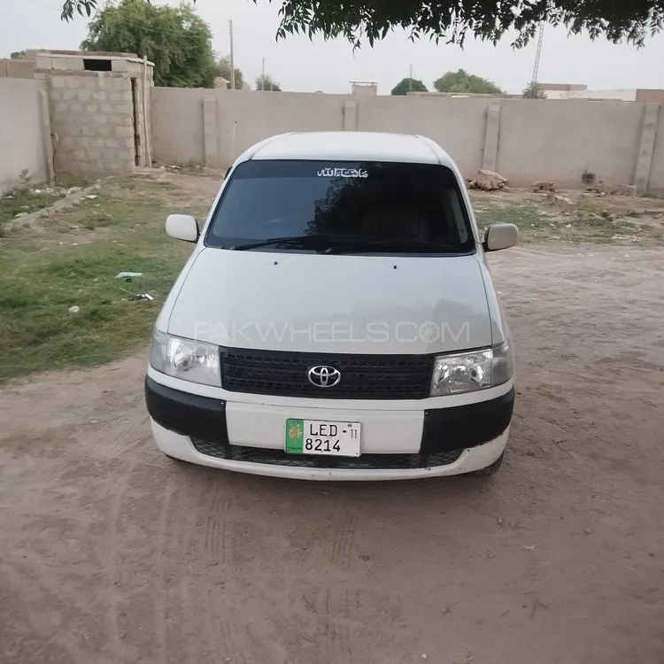 Toyota Probox 2006 for Sale in Karak Image-1