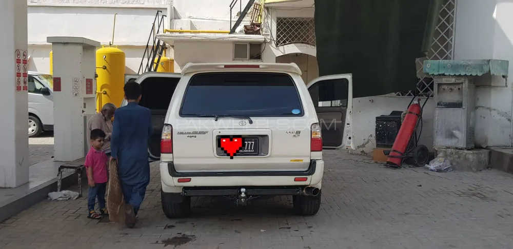 Toyota Surf 2000 for Sale in Rawalpindi Image-1