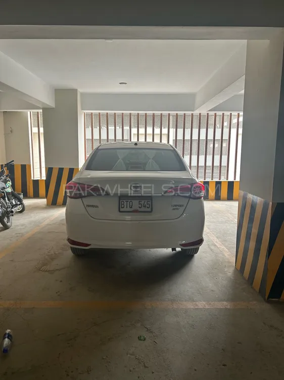 Toyota Yaris Sedan 2021 for Sale in Karachi Image-1