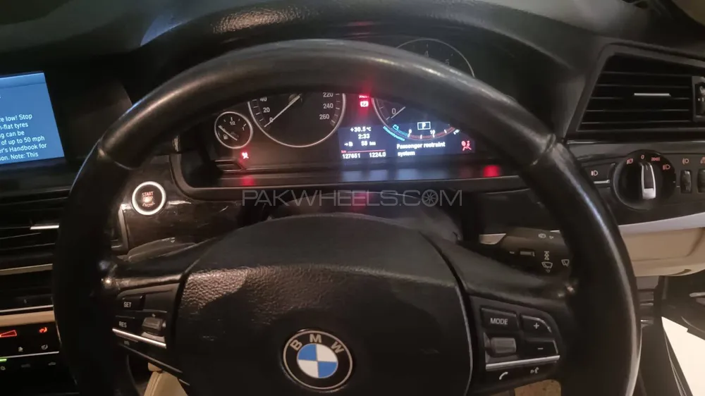 بی ایم ڈبلیو 5 سیریز 2011 for Sale in اسلام آباد بی ایم ڈبلیو 5 سیریز 2011 for Sale in اسلام آباد Image-7