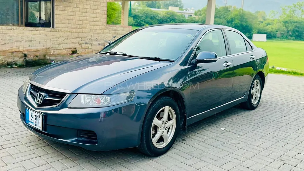 Honda Accord 2005 for Sale in Islamabad Image-1