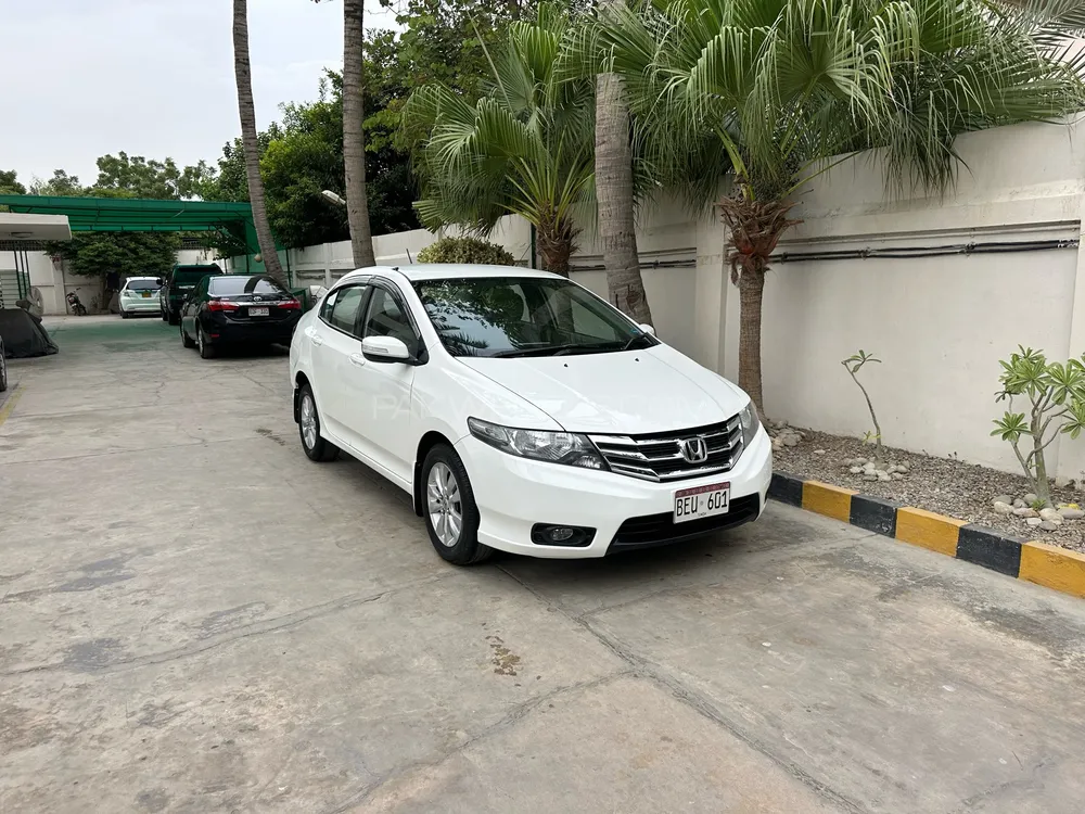 Honda City 2015 for Sale in Karachi Image-1