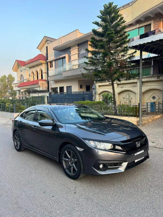 Honda Civic 2017 for Sale in Abbottabad Image-1
