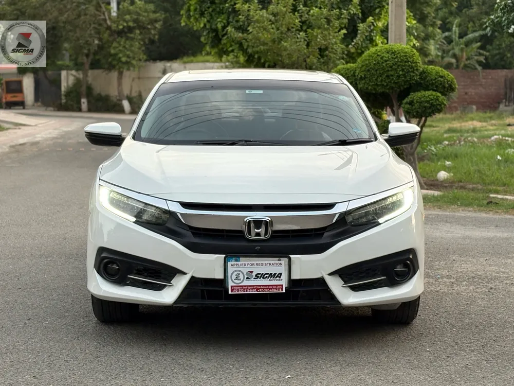 Honda Civic 2018 for Sale in Lahore Image-1