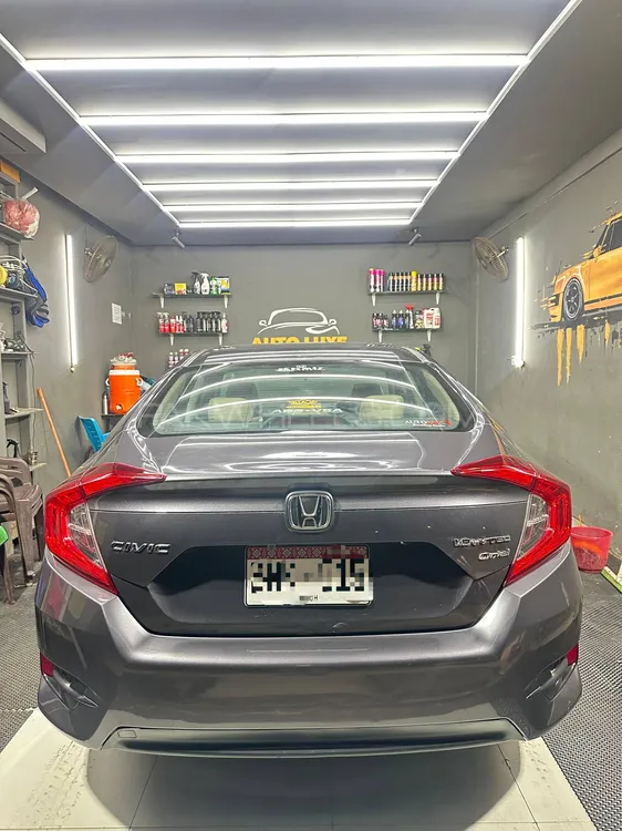 Honda Civic 2018 for Sale in Karachi Image-1