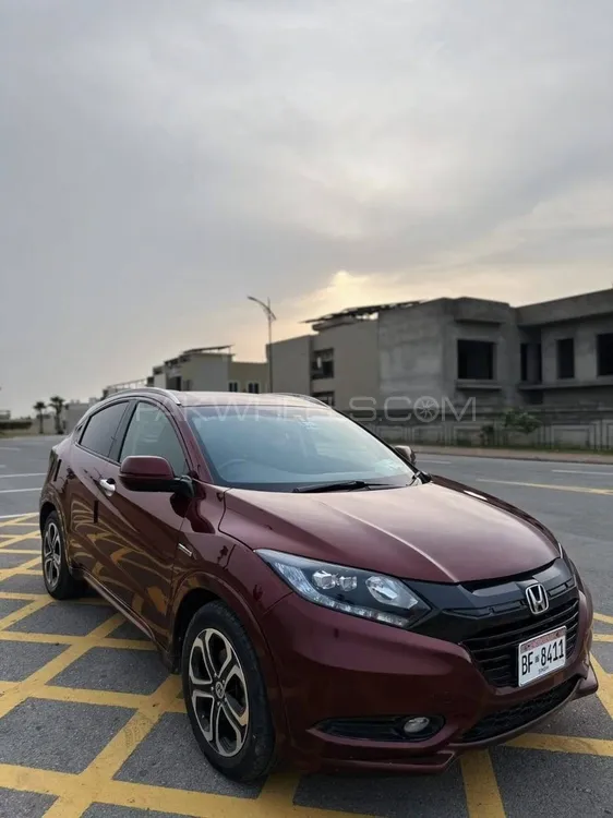 Honda Vezel 2015 for Sale in Islamabad Image-1