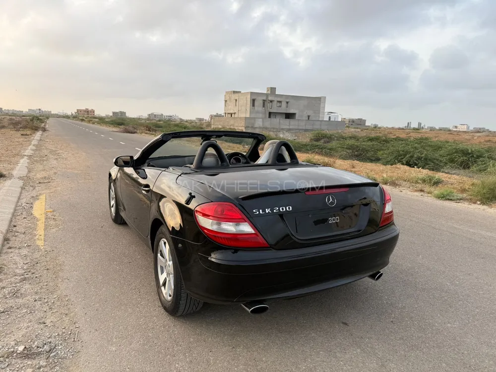 Mercedes Benz SLK Class 2004 for Sale in Karachi Mercedes Benz SLK Class 2004 for Sale in Karachi Image-4