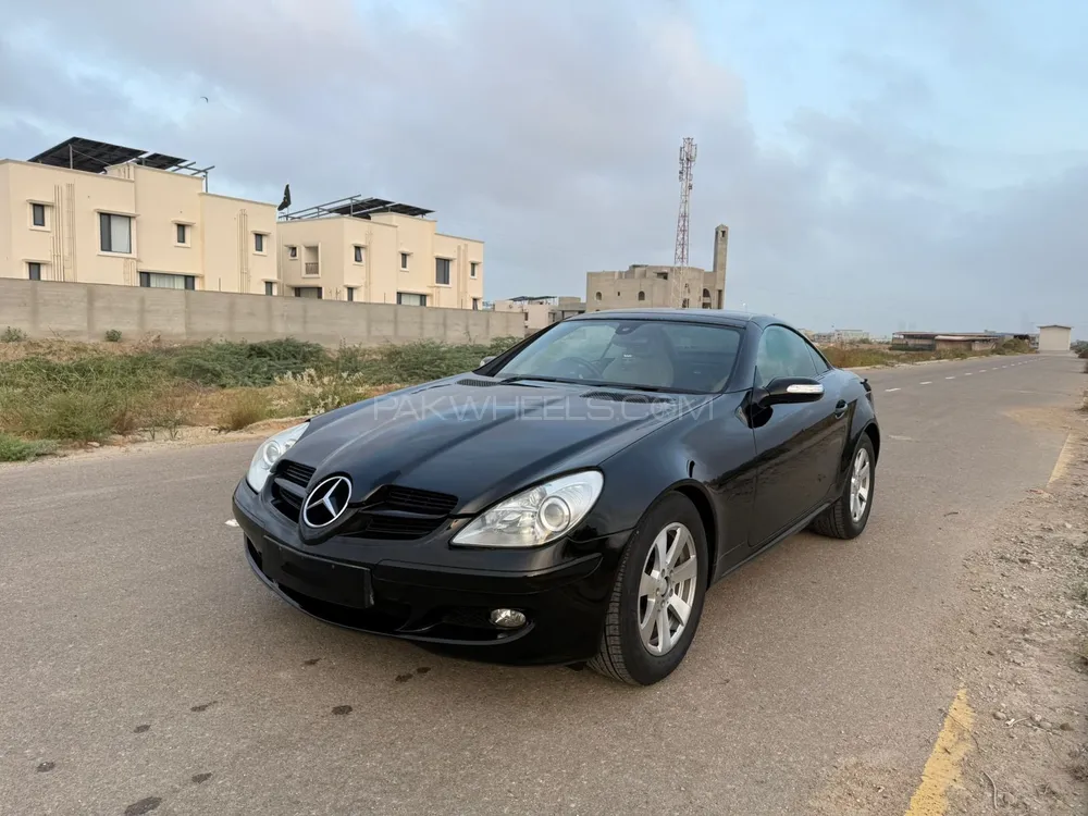Mercedes Benz SLK Class 2004 for Sale in Karachi Mercedes Benz SLK Class 2004 for Sale in Karachi Image-7